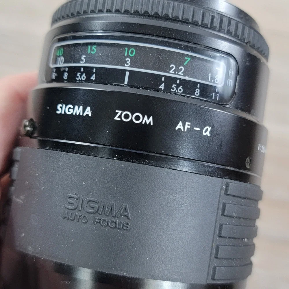 Sigma Zoom AF-alpha 35-135mm f3.5-4.5 Lens for Sony A Minolta AF Mount 55mm